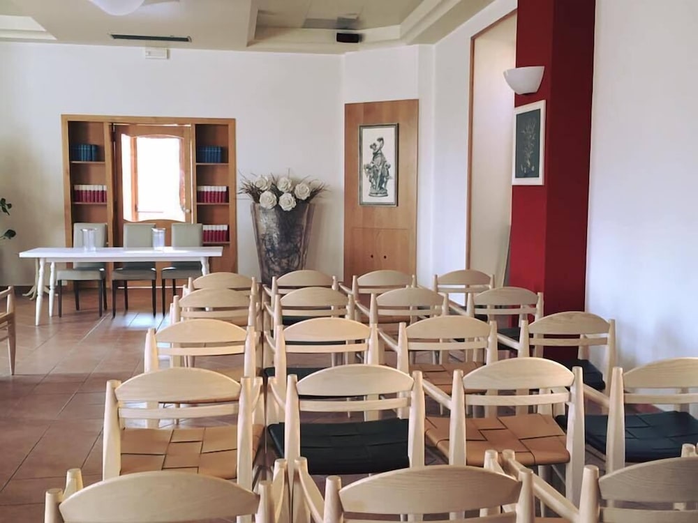 meeting & event spaces