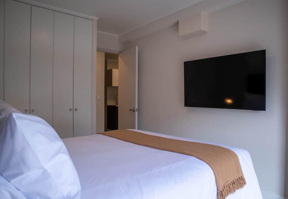 w Stunning 1BR in Miraflores