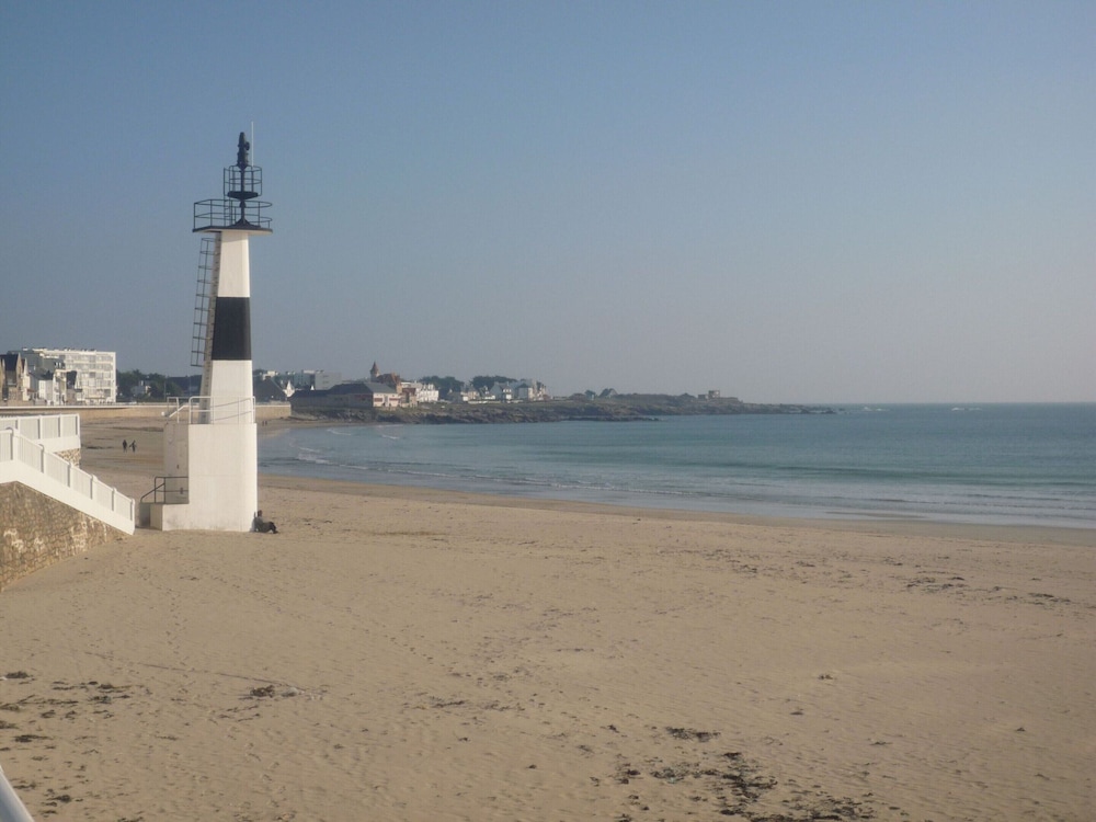 Holiday Home in Quiberon Near by Sandy Beaches