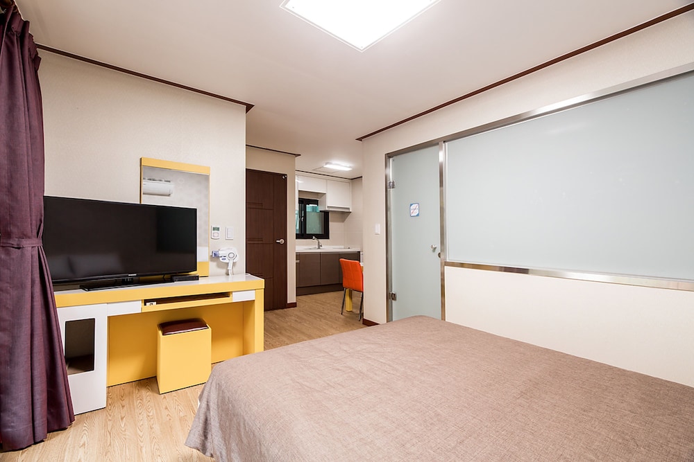 Yeoninsan Hot Spring Resort