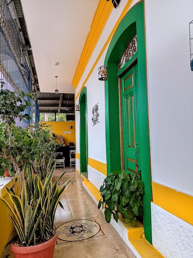 Hotel Las Catalinas Antón