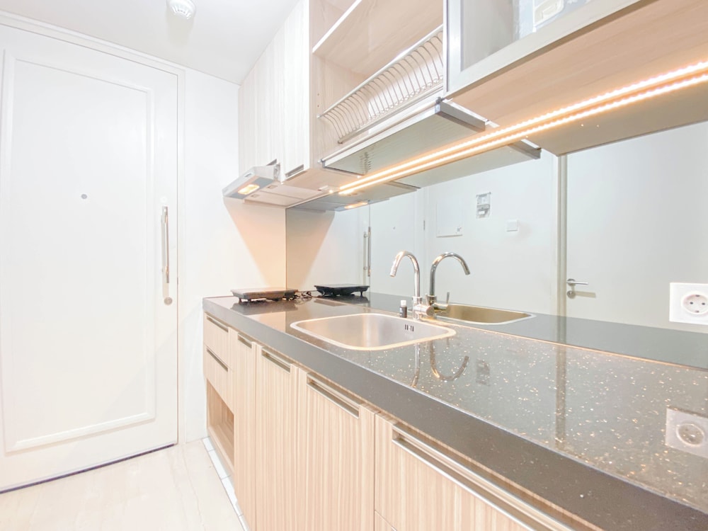 Spacious Studio At Landmark Residence Bandung Apartment