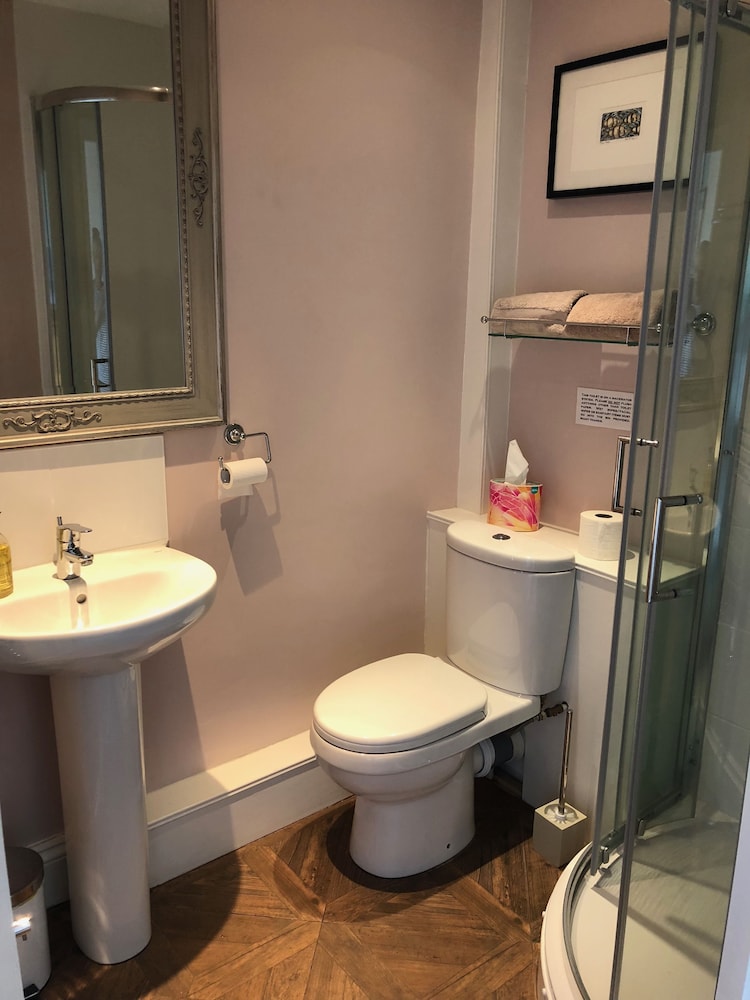 Dale House B&B