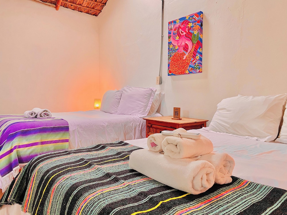 Perro Surfero Hotel Boutique - Todos Santos, BCS