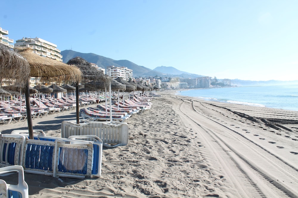 Hotel Ronda 4 - Aire del Mar Mediterraneo - Image 1