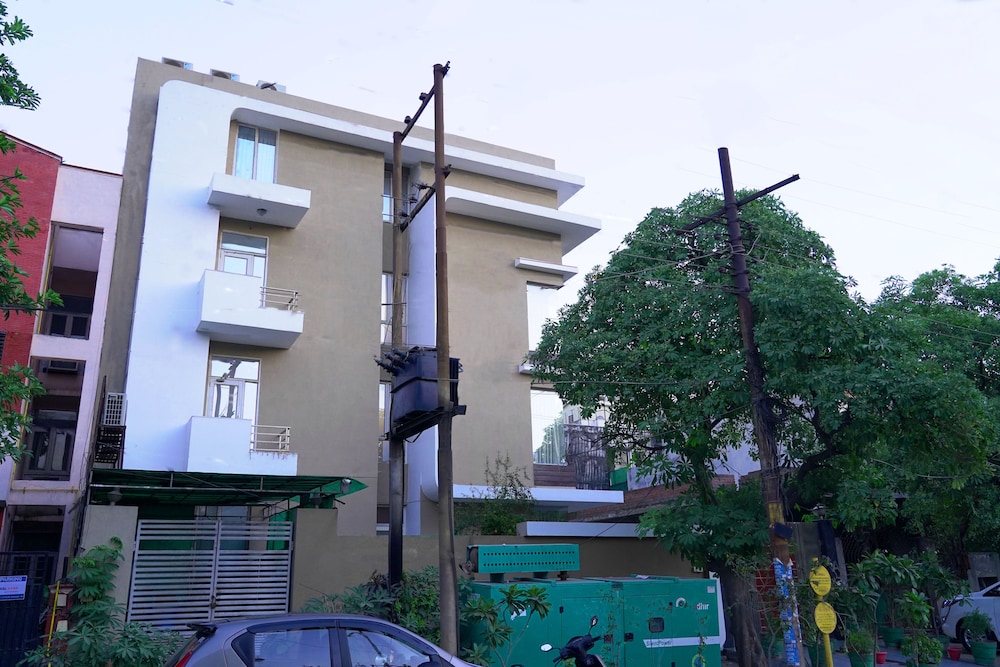 Noida Vacations - Mint Metropolitan Grand - Property Image 92