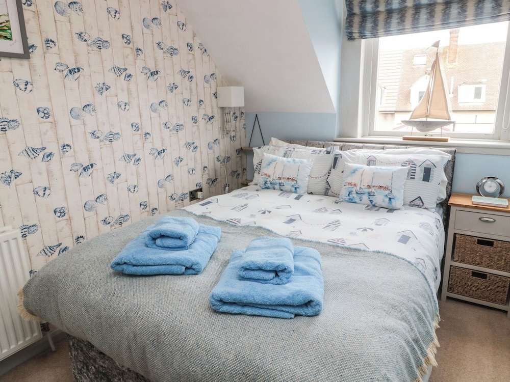 Coast Cottage