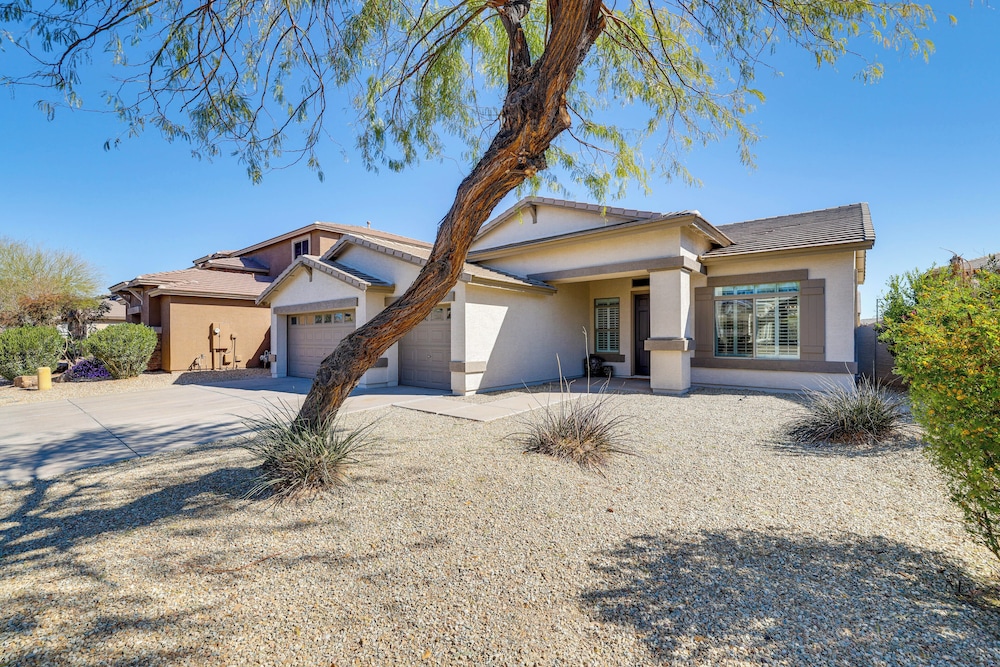 Fenced Pool & Patio: Newly Updated Surprise Home