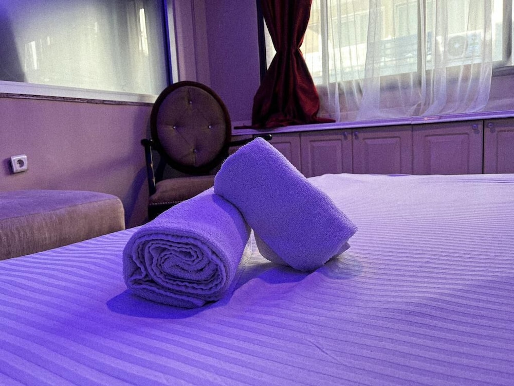De La Elpida Otel - Image 14