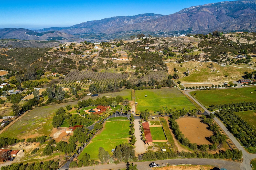 Equestrian Estate w/ Horse Stables & Pool!