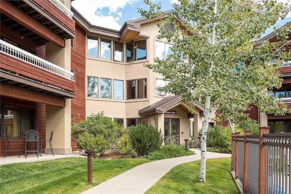4201 Aspen Lodge, Trappeur's Crossing Apartment 3