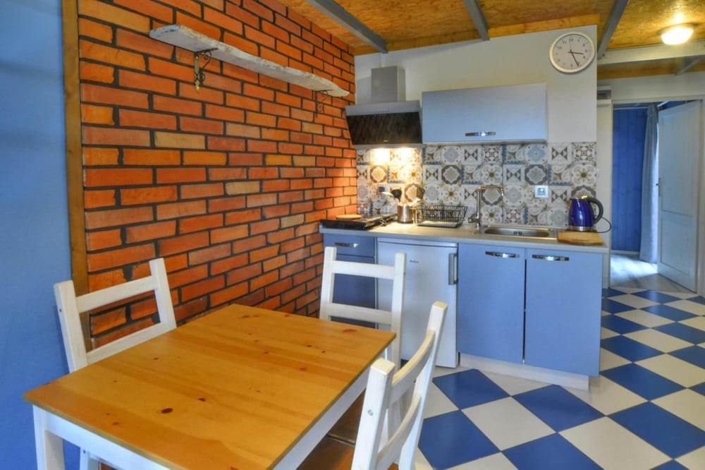 Cottage in Jezierzany Near Lake Wicko & Beach view 5