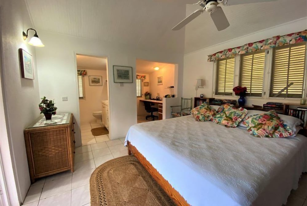 Poinsettia Villa