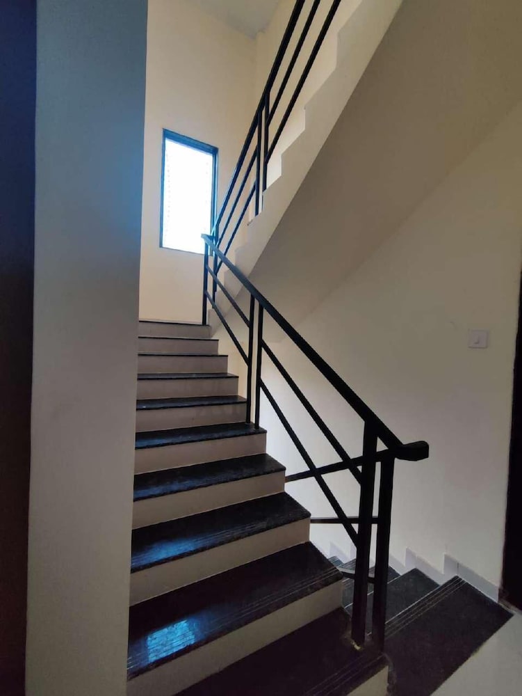 7 Hill By Sansid Stays view 4