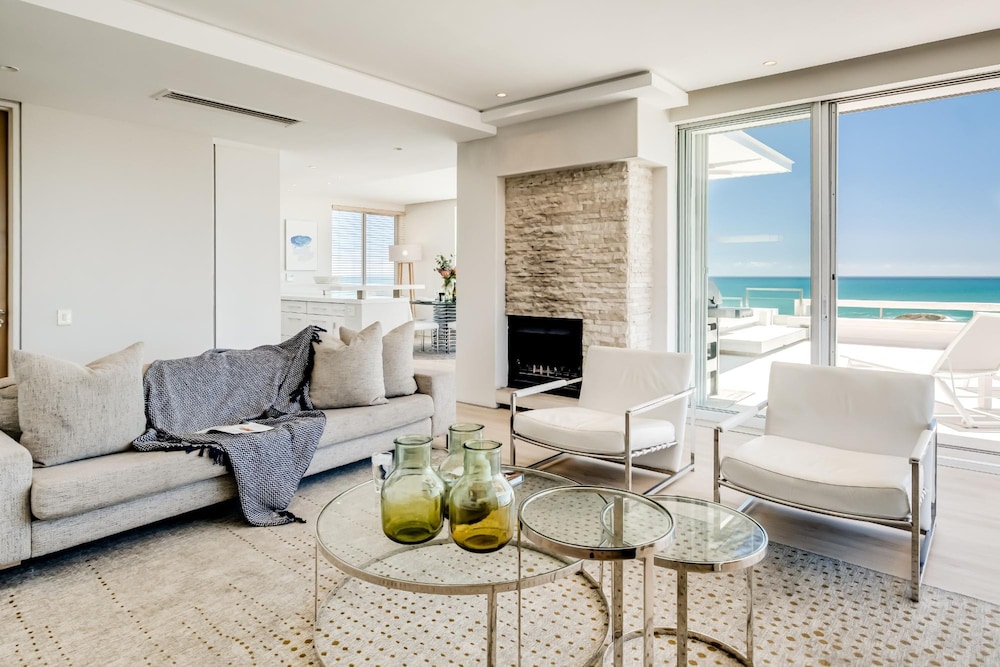 Sapphire Tide Penthouse w Sea View Private Pool