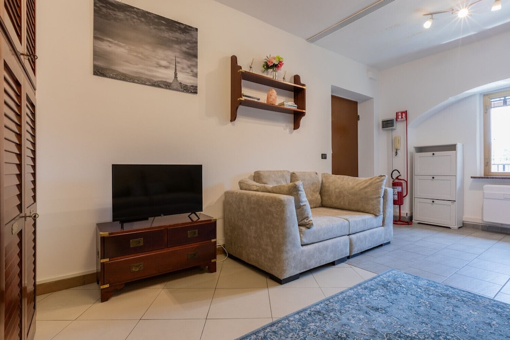 Vanchiglia Apartment by Wonderful Italy