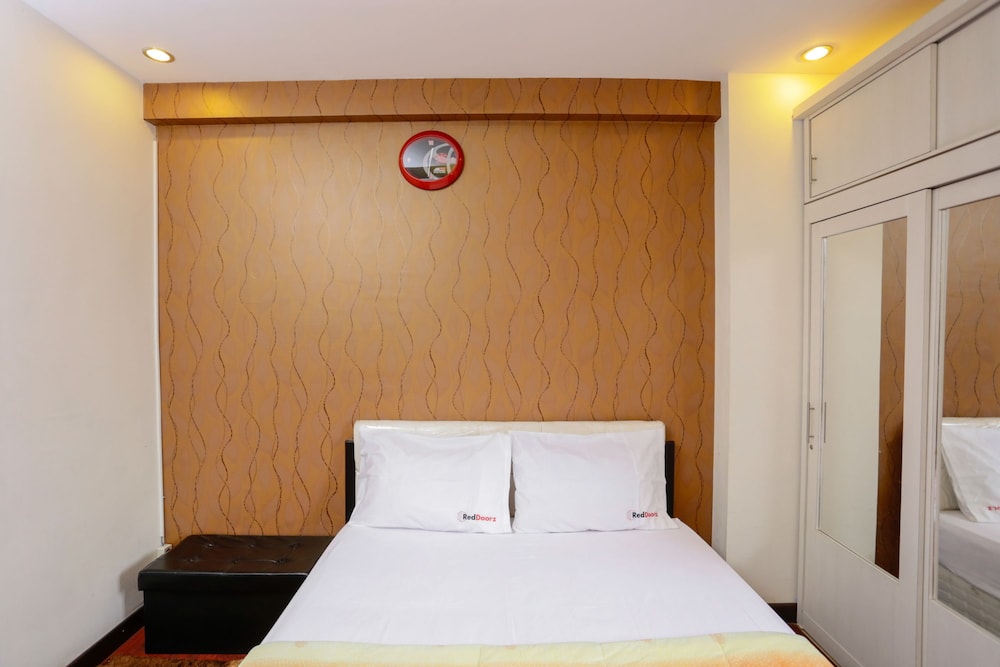 RedLiving Apartemen The Suites Metro - Mary Tower E