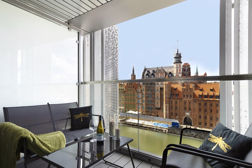 Elite Apartments Granaria Luxury view 3