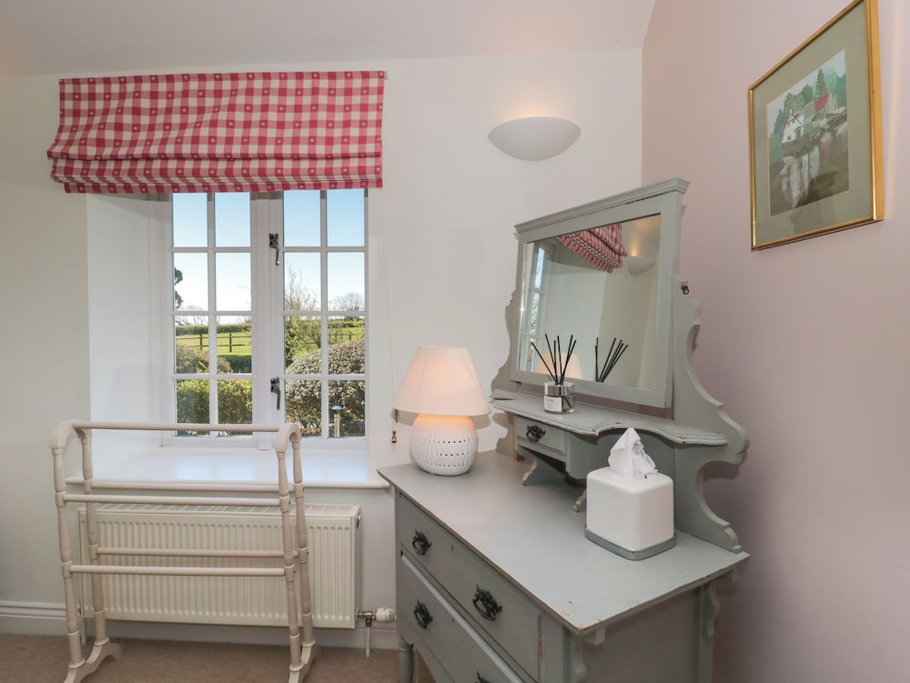 Pomme Blushe House