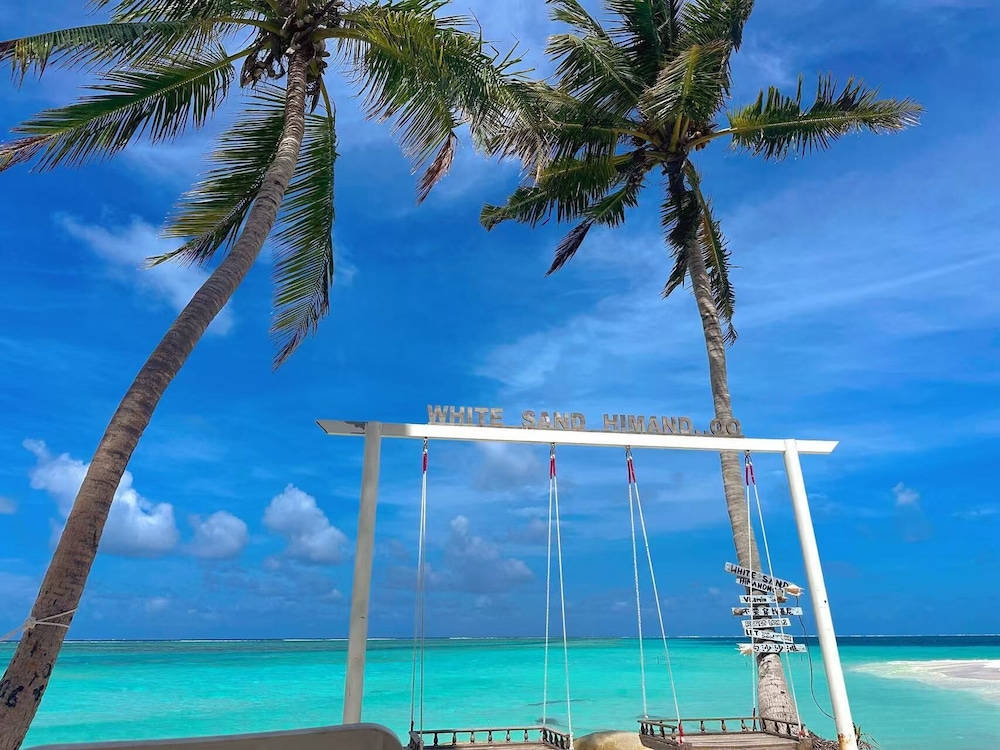 WhiteSand