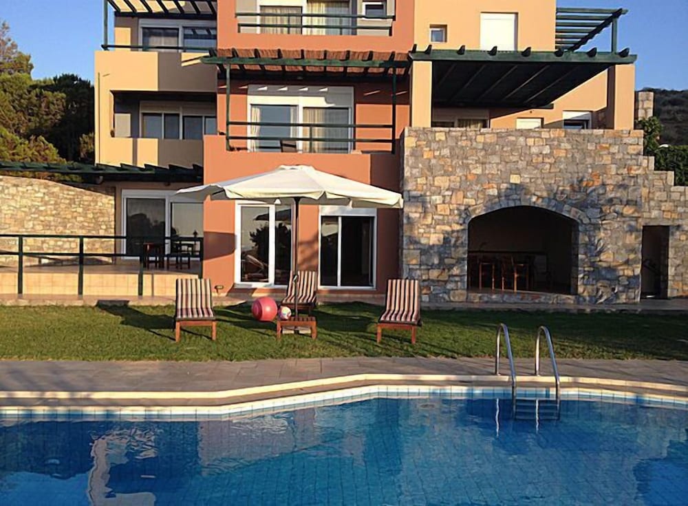 Wild Pear Villa
