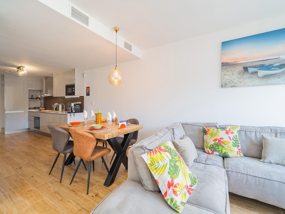 Villajoyosa Home With Shared Pool