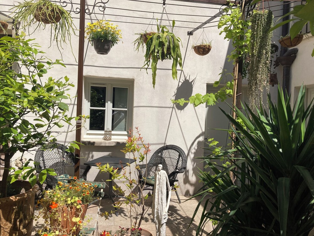La Maison des Augustins B&B, Spa et Fitness