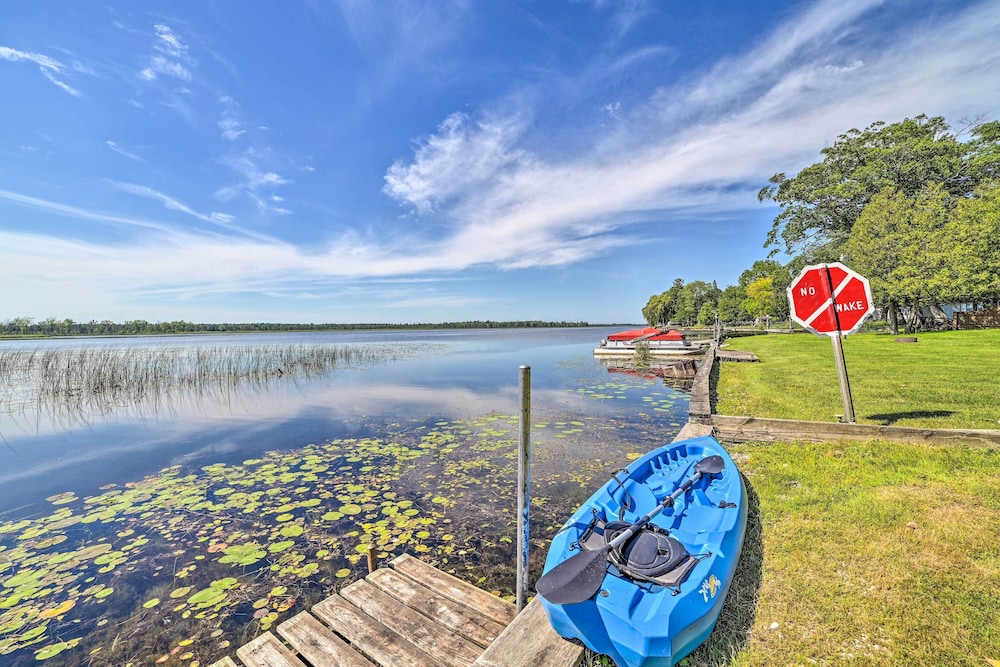 Waterfront Tawas Lake Retreat w/ Fire Pit!