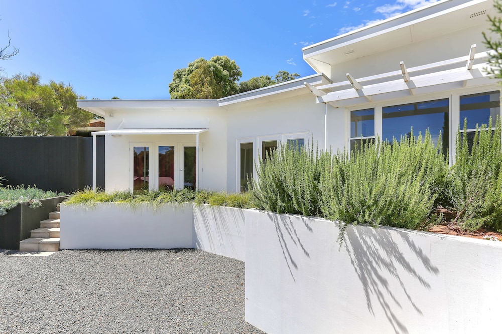 Barossa White House