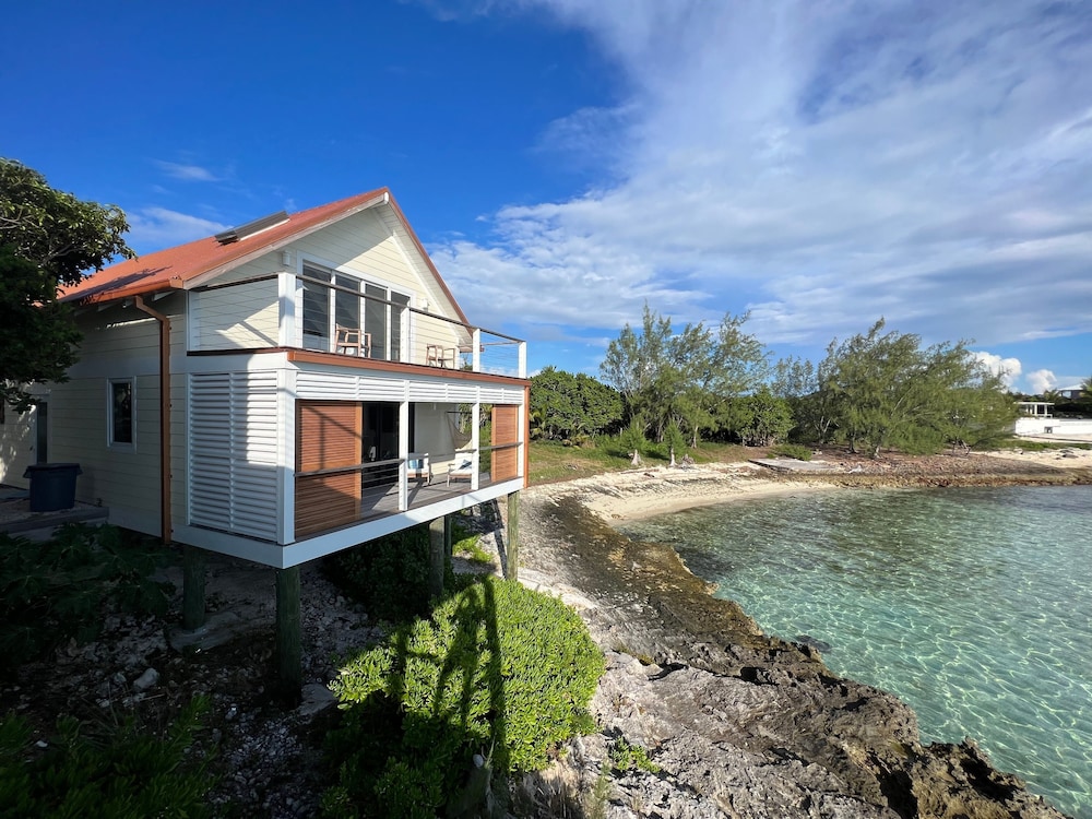 Touch Of Class Cottage - A Caribbean Beachfront Cottage 2 Bedroom Cottage