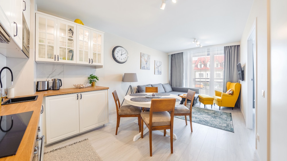 Apartamenty Sun & Snow Bursztynowa view 5