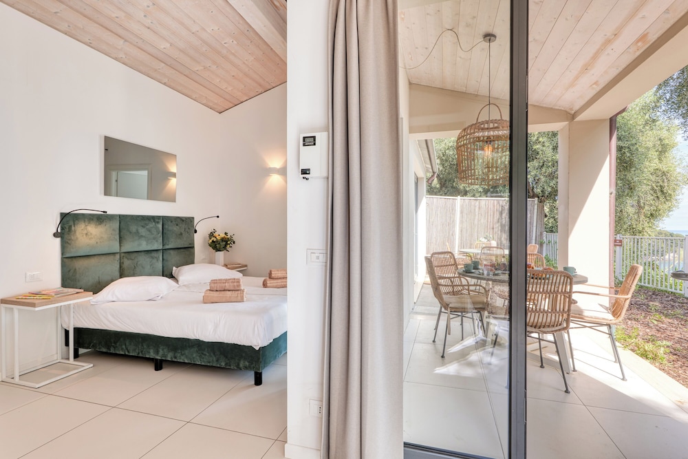 Holiday Resort Balzi Rossi