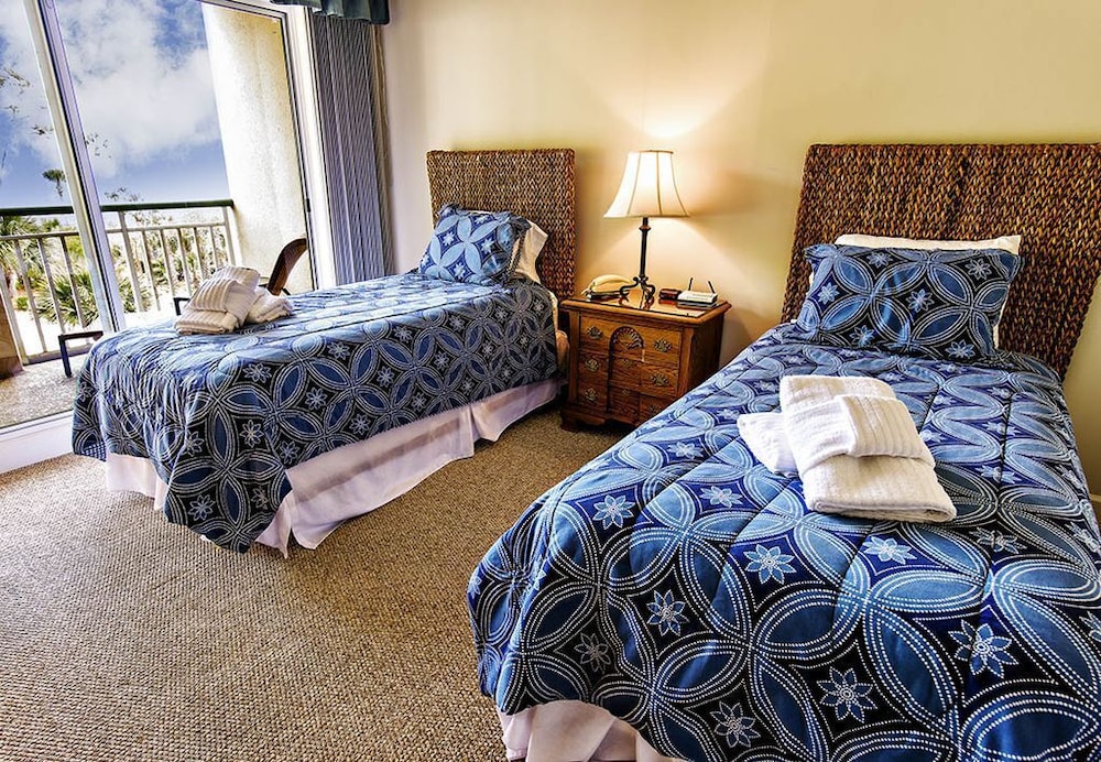 Beaufort Vacations - Sunset Escape 2 Bedroom Holiday Home - Property Image 2