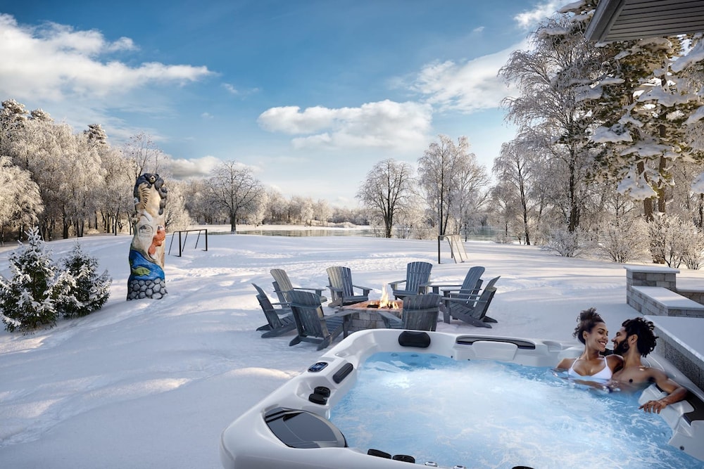 2 Lake Cabins Pool+hottub Game Room 23acs