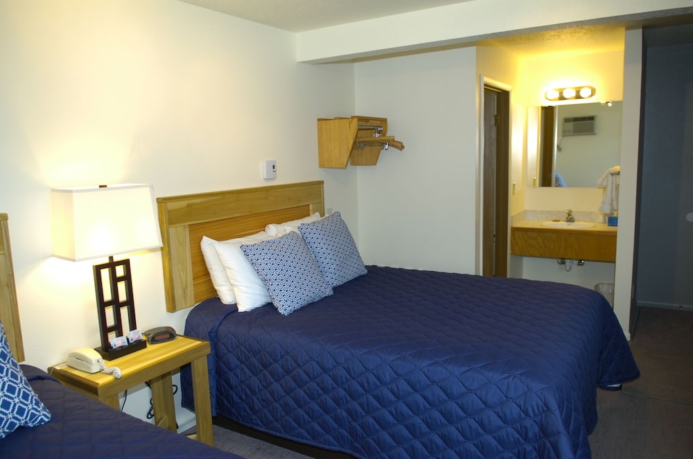 Great Falls Vacations - Trout Montana Motel - Property Image 4