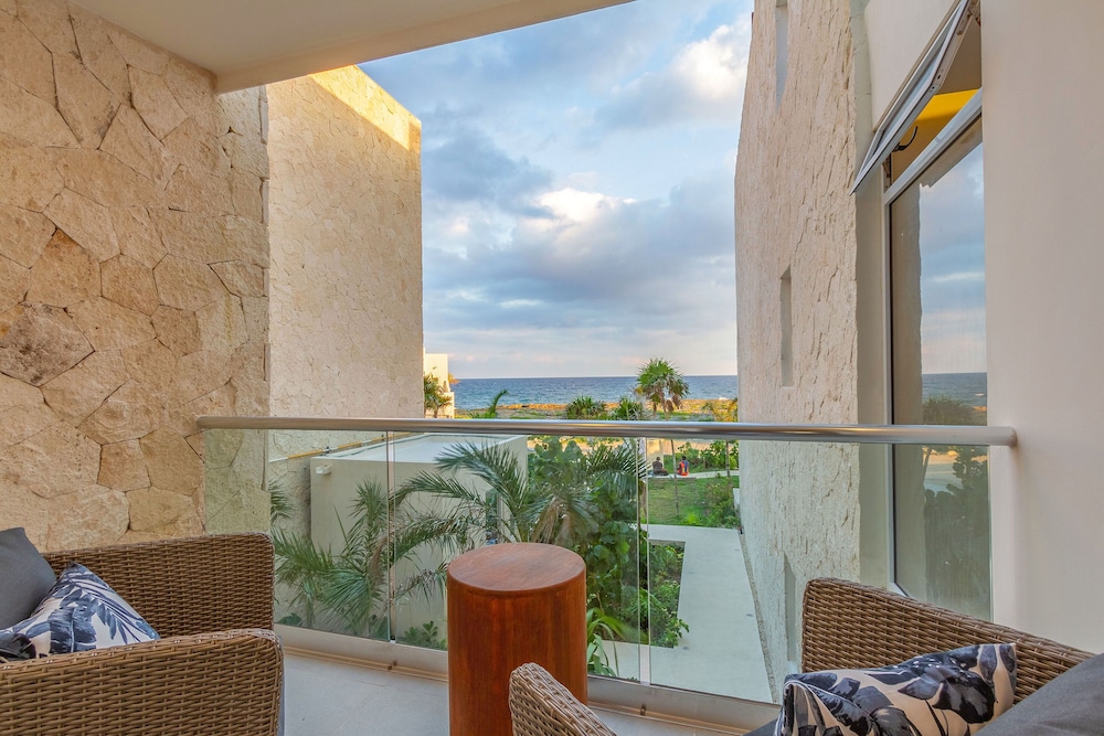 Santamar by Tao Beach Condos — photo 4