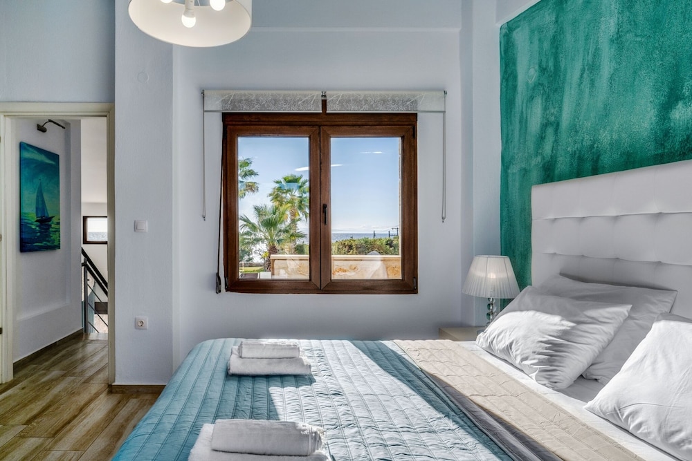 Palmrise Luxury Villas - Maistros Villa photo 4