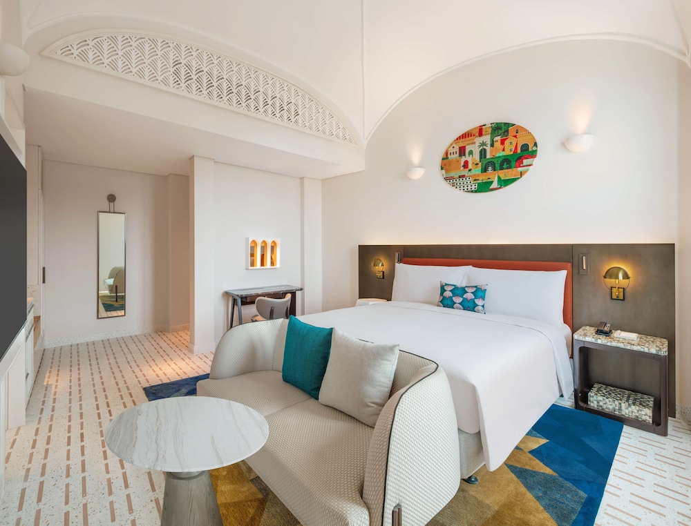 La Festa Phu Quoc, Curio Collection By Hilton 12