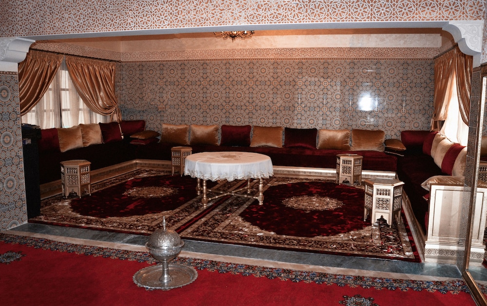 lounge