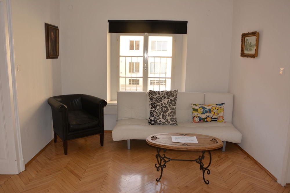 Hans-Sachs-Gasse 10
