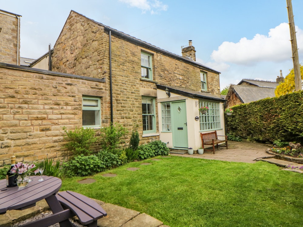 Bank Cottage