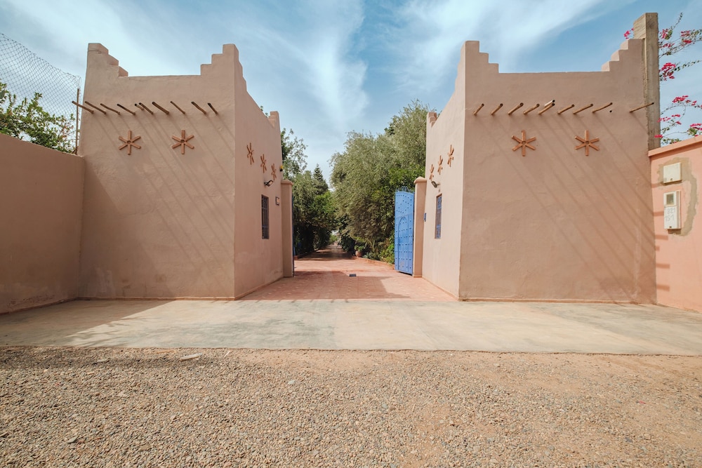 Dar Salah-Eddine Oasis Pool & SPA