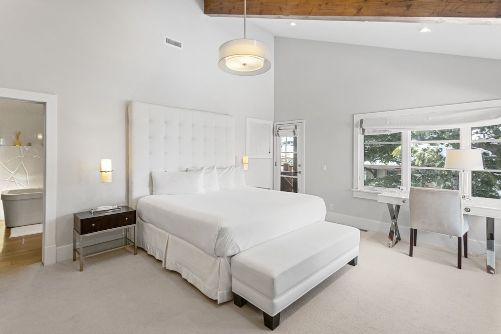6977 Silver Lake Drive - 5 Bedroom Private Home with Hot Tub 5 Home
