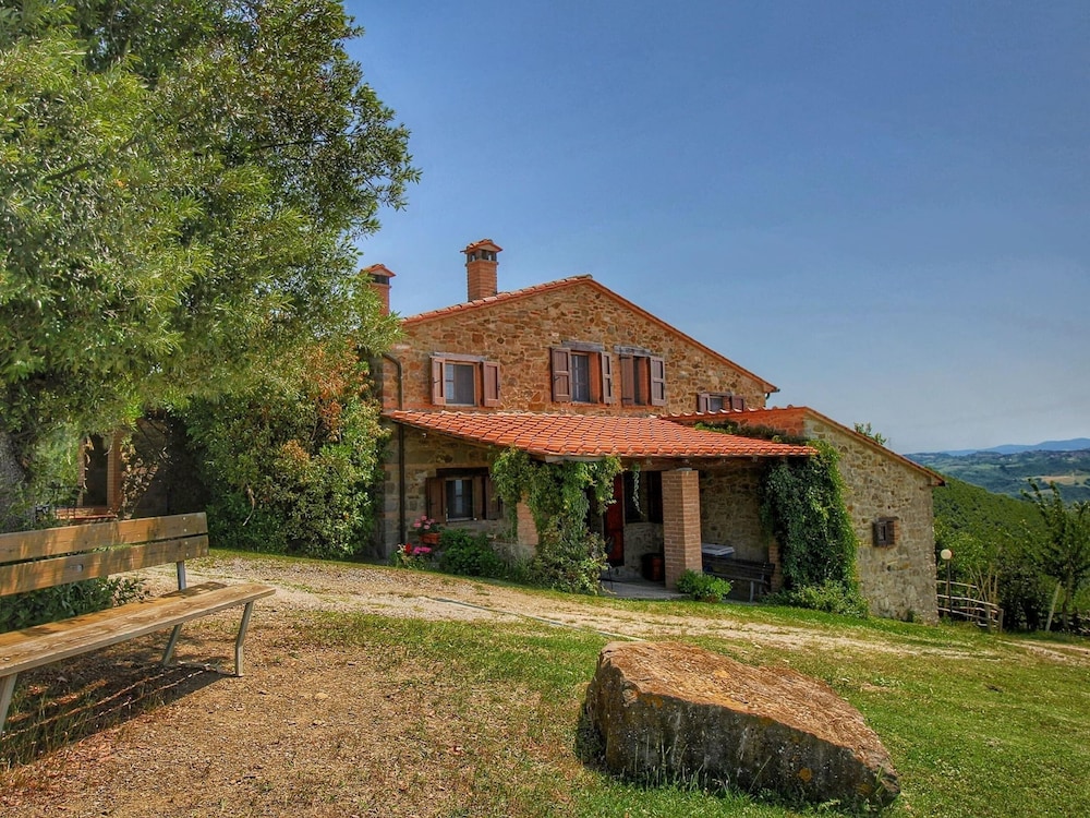 Holiday Home in Paciano Near Lake Trasimeno view 5