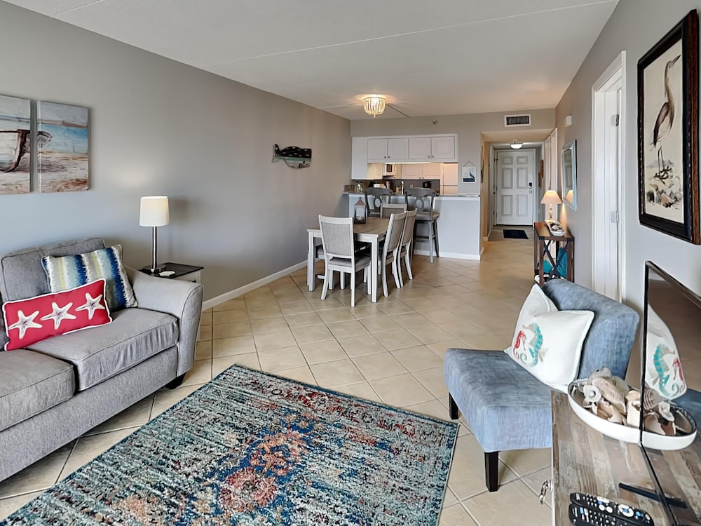 Ocean Breeze West by Southern Vacation Rentals