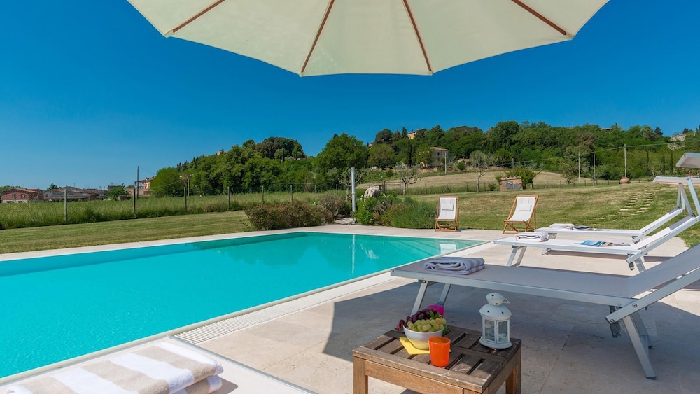 Alborata 10 in Montalcino view 3