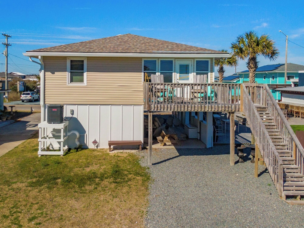 Little Bird by Topsail Realty
