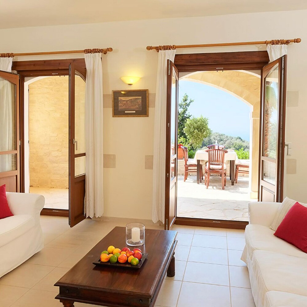 Villa Velanidia in Crete