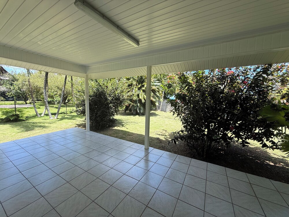 Vahine Ori Lodge