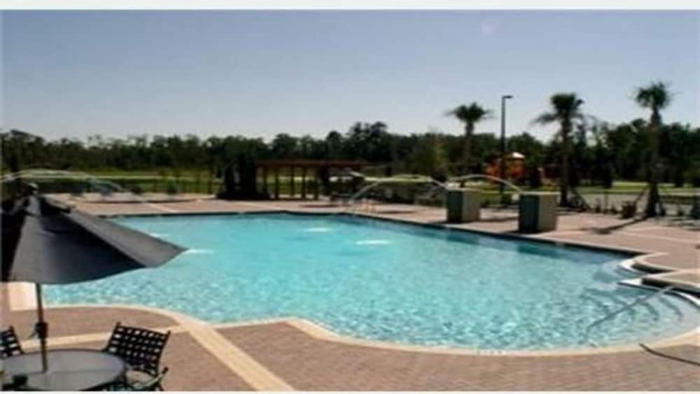 Ec21ha - 3 Bedroom Townhome In Villas at Seven Dwarfs Lane, Sleeps Up To 6, Just 6 Miles To Disney